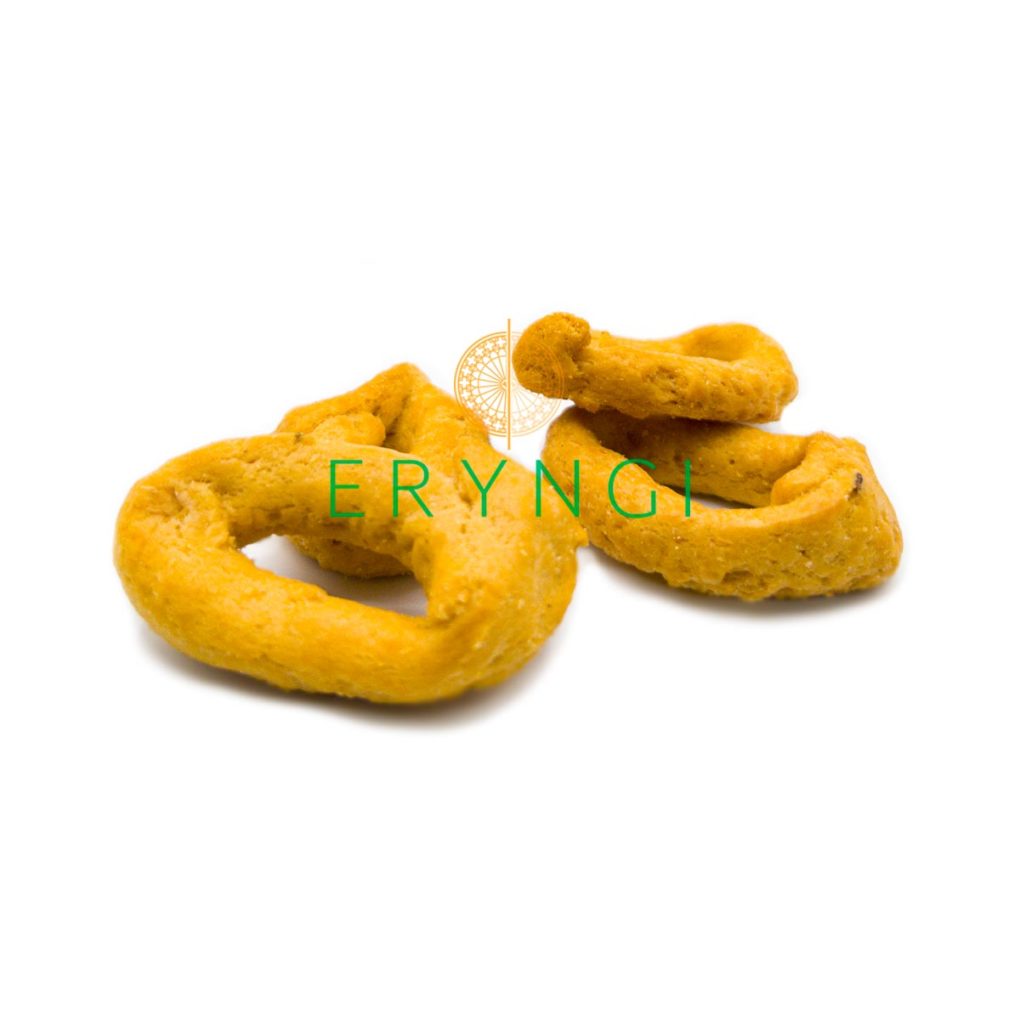 Taralli caserecci pugliesi artigianali al pomodoro secco.